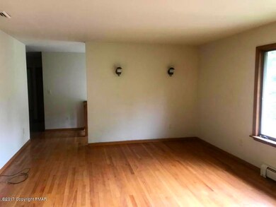 121 Lenape Trail, Mount Bethel, PA 18343 - photo 3