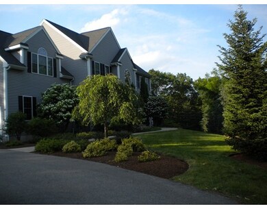 49 Breakneck Hill Rd, Southborough, MA 01772 - photo 2