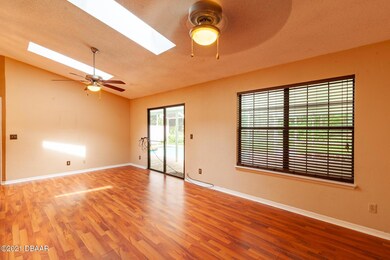 1105 Oak Forest Cir-9
