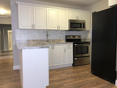 NEW WOOD KITCHEN & STAINLESS S. APPLIANC