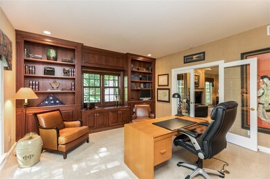 4115 Greystone Dr, Cedar Rapids, IA 52411 - photo 6