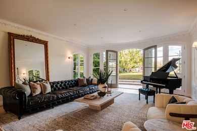 18875 Pasadero Dr, Tarzana, CA 91356 - photo 6