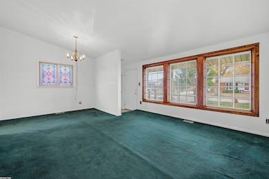 21301 Briarcliff St, Saint Clair Shores, MI 48082 - photo 5