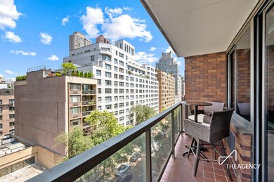 Carriage House unit 8C, New York, NY 10075 - photo 4