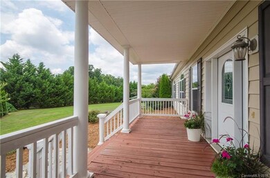 123 Cheraw Ln, Flat Rock, NC 28731 - photo 3