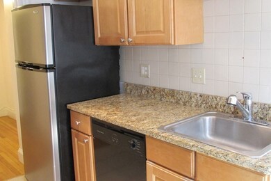 22 Atlantic St unit 7, Lynn, MA 01902 - photo 5