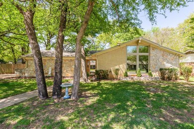 133 Oakhurst Dr, Bedford, TX 76022 - photo 3