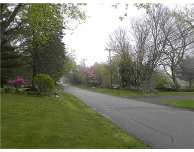 70 Bramans Ln, Portsmouth, RI 02871 - photo 5