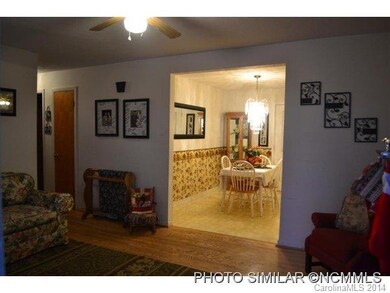 Alt Living room Pic