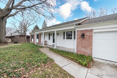 701 Greenbrier Drive-5