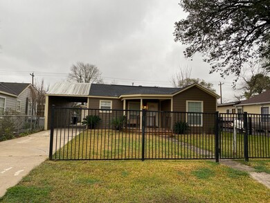 7627 Joplin St, Houston, TX 77087 - photo 2