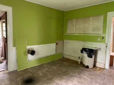 816 Paca St, Pulaski, VA 24301 - photo 6