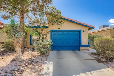 2281 Los Feliz St, Las Vegas, NV 89156 - photo 2