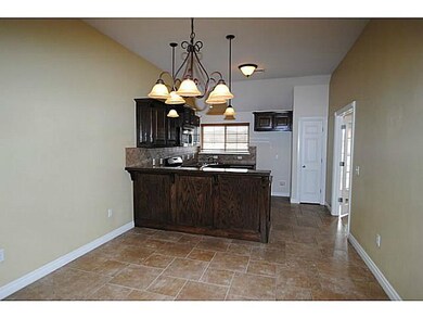 Dining Room. Dining Room with Breakfast bar