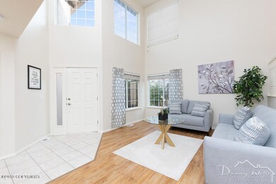 Living Room-20190914-5052