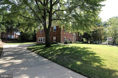 1014 Dalebrook Dr, Alexandria, VA 22308 - photo 3