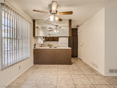  YOU'LL LOVE THE SUNNY VIEW FROM THE DINING ROOM O