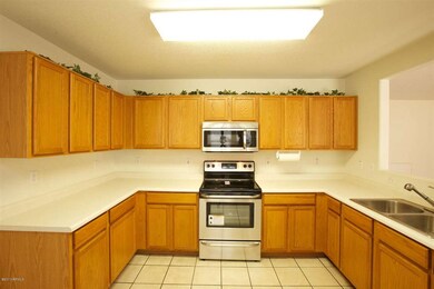 5 - Delightful kitchen with new sink, fa