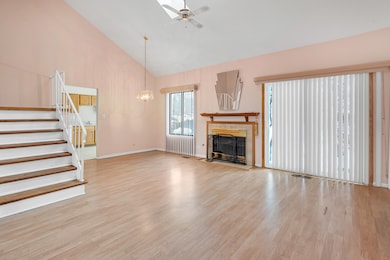 171 N Clare Ct, Wood Dale, IL 60191 - photo 4