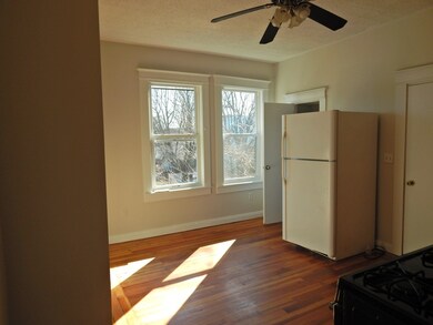 71 Central Ave unit 3, Chelsea, MA 02150 - photo 3