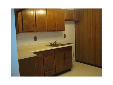 Kitchen. New vinyl floor.