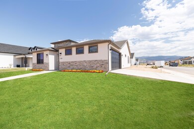 1126 N Yucca (3325 W) St, Cedar City, UT 84721 - photo 3