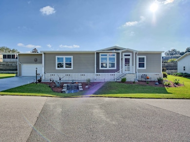 729 Bishop Dr, Lady Lake, FL 32159 - photo 4