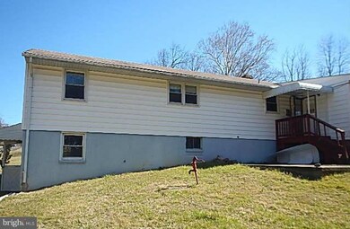 120 Awkard Ln, Silver Spring, MD 20905 - photo 3