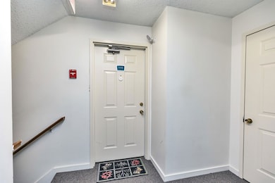 11 St James Place unit 1112, Nashua, NH 03062 - photo 6