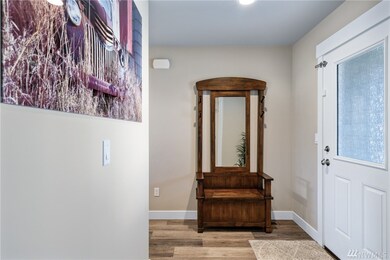 266 S Mystical Ave, East Wenatchee, WA 98802 - photo 2