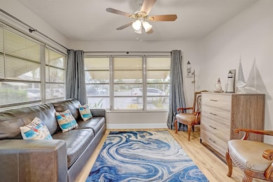 1734 Lakefront Blvd unit B, Fort Pierce, FL 34982 - photo 3