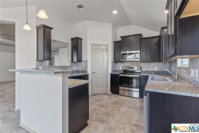 2514 Gail Dr, Copperas Cove, TX 76522 - photo 5