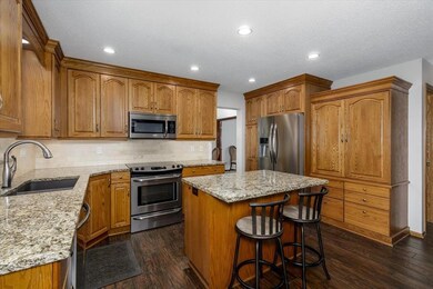 1208 57th Place, West Des Moines, IA 50266 - photo 5