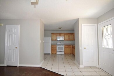 401 W Brady St, Decatur, TX 76234 - photo 6