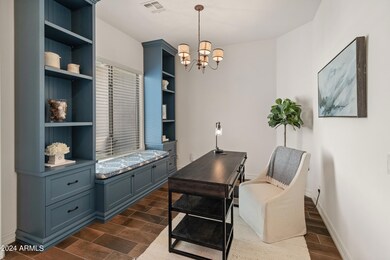 5337 E Palo Brea Ln-23