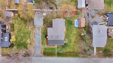 8 Emery Rd, Warren, RI 02885 - photo 4