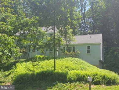 452 Laurel Dr, Hershey, PA 17033 - photo 2