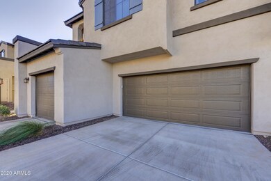 003_Two Car Garage