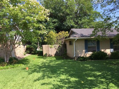 834 Starlight Dr, Sherman, TX 75090 - photo 2