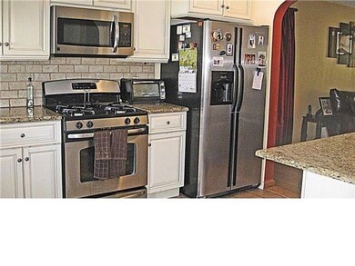 25 Daffodil Ave, Franklin Square, NY 11010 - photo 7