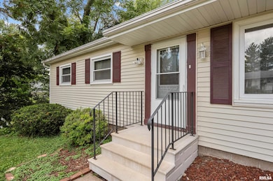 1406 15th St, Silvis, IL 61282 - photo 3