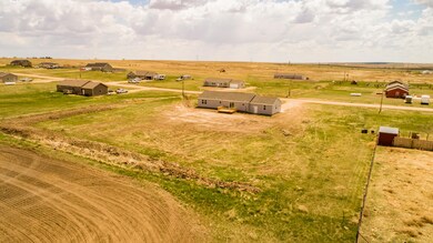 14991 Cochise St, Williston, ND 58801 - photo 4