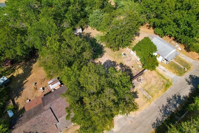 216 S 3rd St, Bonham, TX 75418 - photo 6