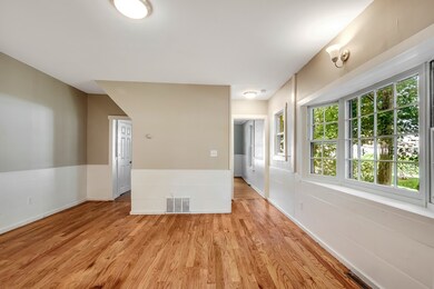 346 Liberty St unit 1, Rockland, MA 02370 - photo 6