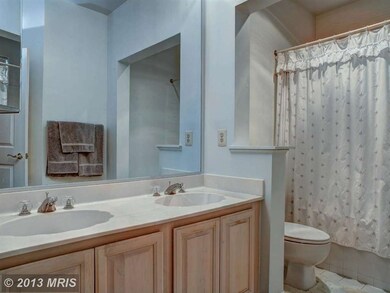 7021 Haycock Rd, Falls Church, VA 22043 - photo 2