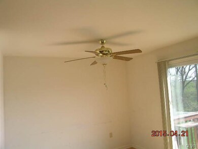 713 Bach Ct, Freemansburg, PA 18017 - photo 6