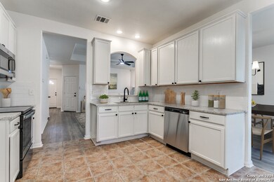 3303 Gazelle Range, San Antonio, TX 78259 - photo 2