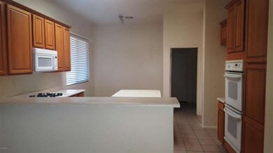 2558 Eat In Kitchen