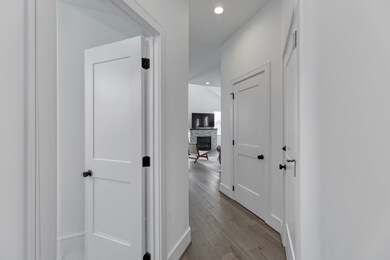 108 E 31st 1 2 St, Houston, TX 77018 - photo 4