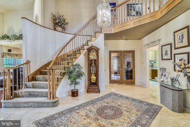 5609 Braddock Farms Way, Clifton, VA 20124 - photo 3